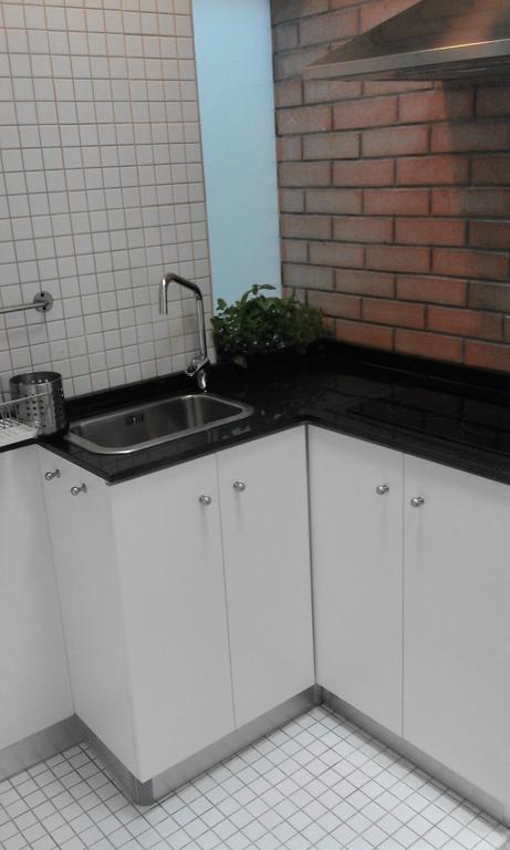 Вилла House Cedofeita Порту Номер фото